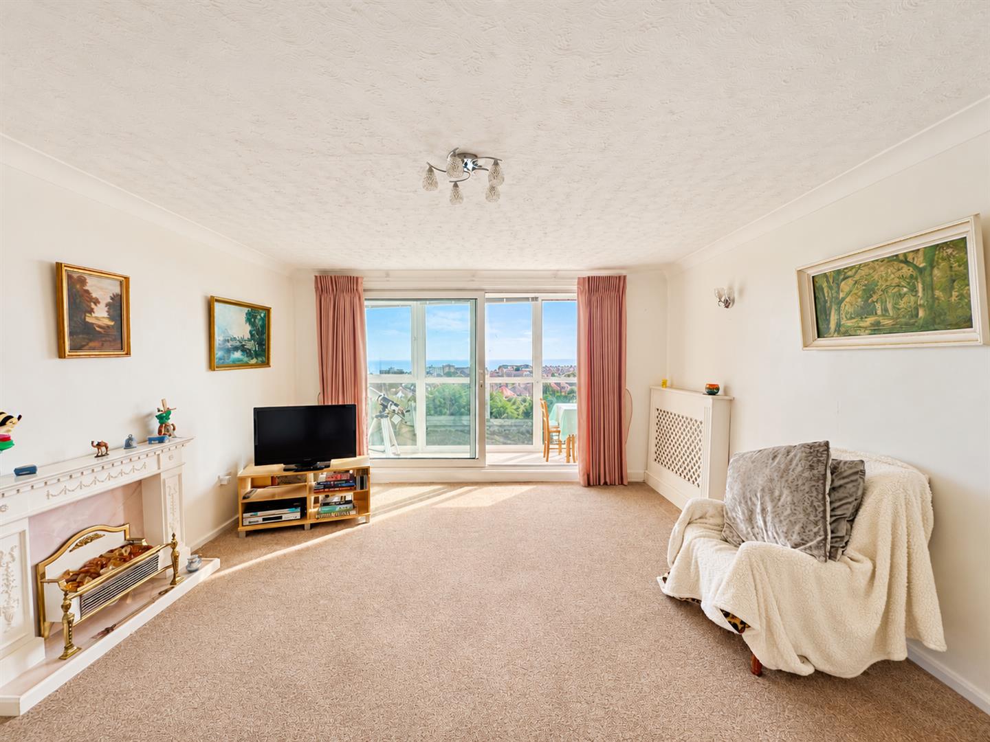 De La Warr Road, Bexhill-On-Sea